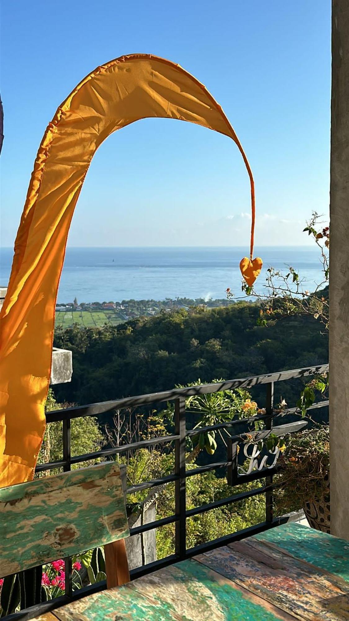 Liri Villa - Ocean, Hills, Valley View Lovina Exterior foto